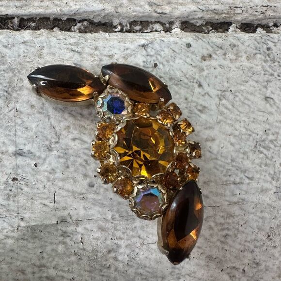 Vintage Rootbeer Citrine 1960s Rhinestone Beooch And Earrings Set - Picture 5 of 8